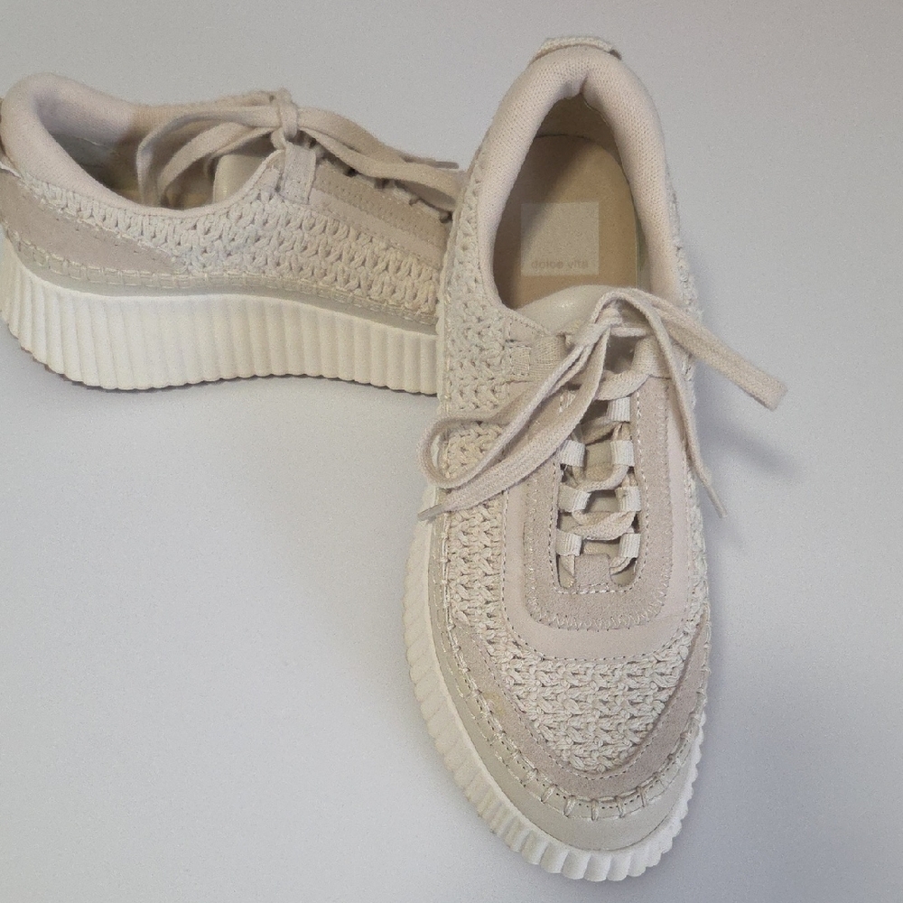 Dolce Vita Cream Textured Women's Sneakers